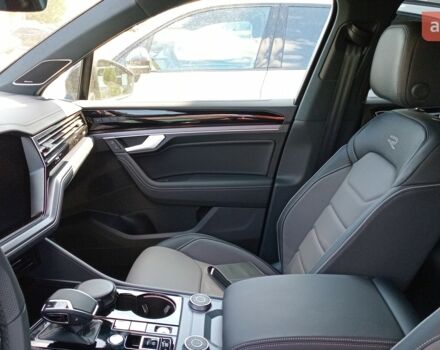 Фольксваген Туарег, об'ємом двигуна 2.97 л та пробігом 0 тис. км за 88189 $, фото 25 на Automoto.ua