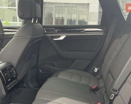 Фольксваген Туарег, объемом двигателя 2.97 л и пробегом 0 тыс. км за 86190 $, фото 13 на Automoto.ua