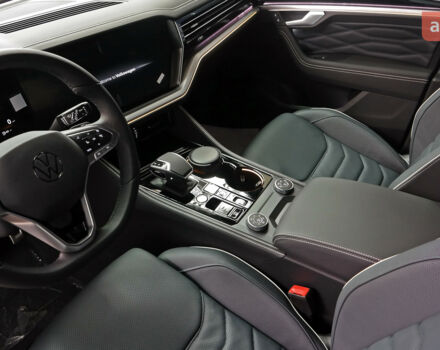 Фольксваген Туарег, объемом двигателя 2.97 л и пробегом 0 тыс. км за 86865 $, фото 14 на Automoto.ua