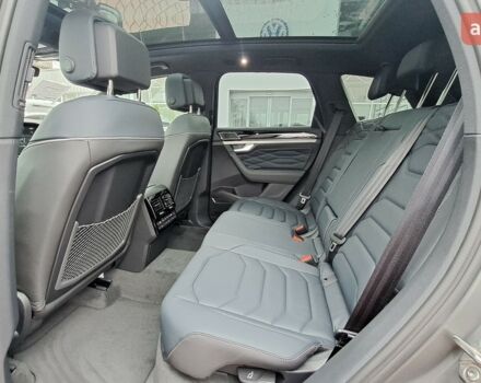 Фольксваген Туарег, объемом двигателя 2.97 л и пробегом 0 тыс. км за 88900 $, фото 8 на Automoto.ua