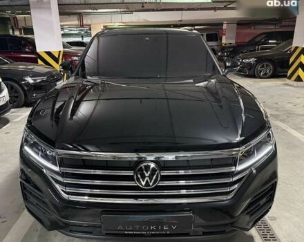 Фольксваген Туарег, об'ємом двигуна 3 л та пробігом 4 тис. км за 69900 $, фото 2 на Automoto.ua