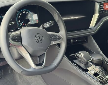 Фольксваген Туарег, объемом двигателя 2.97 л и пробегом 0 тыс. км за 67700 $, фото 19 на Automoto.ua