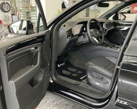 купити нове авто Фольксваген Туарег 2025 року від офіційного дилера Автодім Атлант на Вацлава Гавела Фольксваген фото