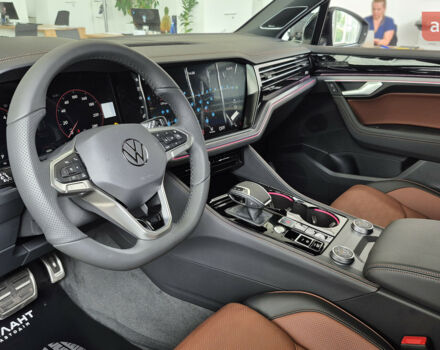 Фольксваген Туарег, об'ємом двигуна 2.97 л та пробігом 0 тис. км за 86189 $, фото 12 на Automoto.ua