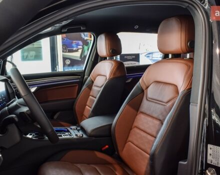 купить новое авто Фольксваген Туарег 2025 года от официального дилера Автомобільний Дім Volkswagen Фольксваген фото