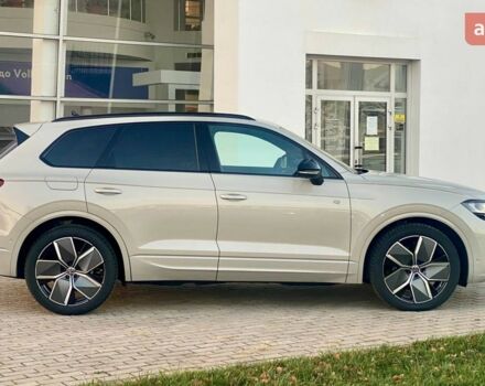 Фольксваген Туарег, объемом двигателя 2.97 л и пробегом 0 тыс. км за 87500 $, фото 2 на Automoto.ua