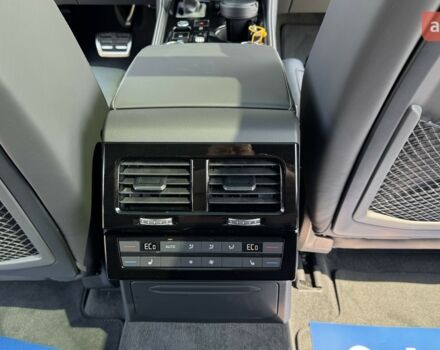 Фольксваген Туарег, объемом двигателя 2.97 л и пробегом 0 тыс. км за 87000 $, фото 22 на Automoto.ua