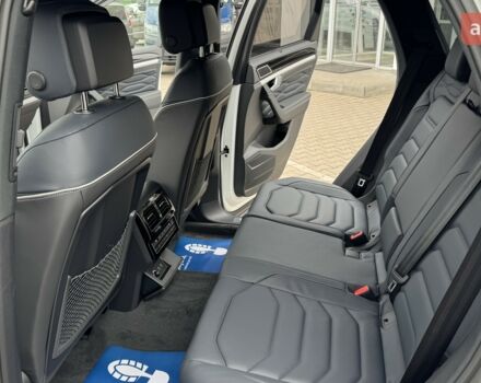 Фольксваген Туарег, объемом двигателя 2.97 л и пробегом 0 тыс. км за 88000 $, фото 2 на Automoto.ua