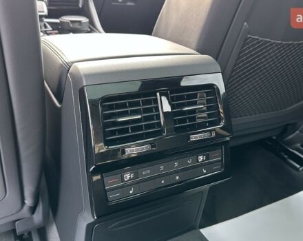 Фольксваген Туарег, об'ємом двигуна 2.97 л та пробігом 0 тис. км за 86189 $, фото 25 на Automoto.ua