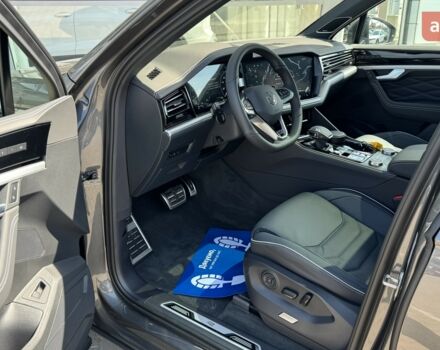 Фольксваген Туарег, объемом двигателя 2.97 л и пробегом 0 тыс. км за 87000 $, фото 15 на Automoto.ua