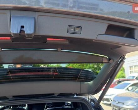 Фольксваген Туарег, об'ємом двигуна 2.97 л та пробігом 0 тис. км за 87235 $, фото 13 на Automoto.ua