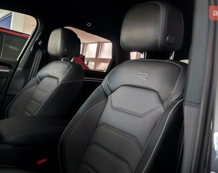 купить новое авто Фольксваген Туарег 2025 года от официального дилера Автомобільний Дім Volkswagen Фольксваген фото