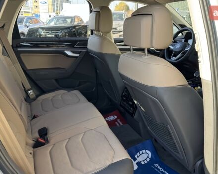 Фольксваген Туарег, об'ємом двигуна 2.97 л та пробігом 0 тис. км за 83500 $, фото 19 на Automoto.ua