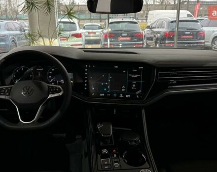 Фольксваген Туарег, объемом двигателя 2.97 л и пробегом 0 тыс. км за 69771 $, фото 16 на Automoto.ua