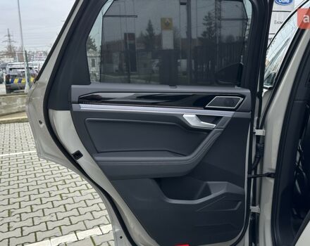 Фольксваген Туарег, объемом двигателя 2.97 л и пробегом 0 тыс. км за 88000 $, фото 25 на Automoto.ua