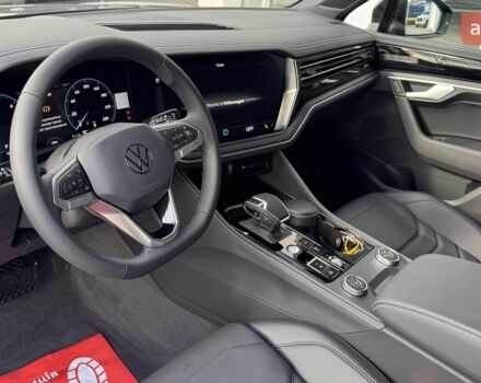 Фольксваген Туарег, объемом двигателя 2.97 л и пробегом 0 тыс. км за 67700 $, фото 26 на Automoto.ua