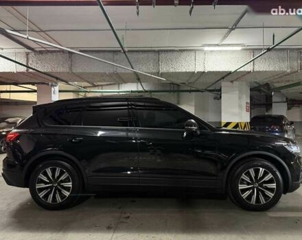 Фольксваген Туарег, об'ємом двигуна 3 л та пробігом 4 тис. км за 69900 $, фото 13 на Automoto.ua