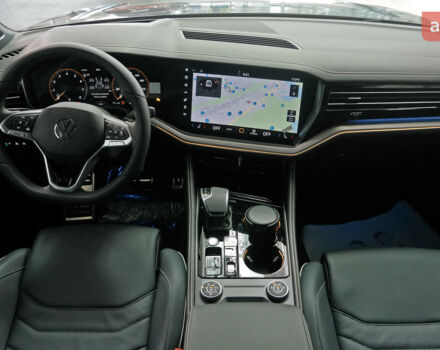 Фольксваген Туарег, объемом двигателя 2.97 л и пробегом 0 тыс. км за 86865 $, фото 13 на Automoto.ua