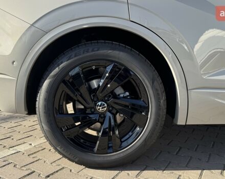 Фольксваген Туарег, объемом двигателя 2.97 л и пробегом 0 тыс. км за 83500 $, фото 28 на Automoto.ua