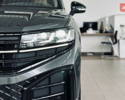 Фольксваген Туарег, объемом двигателя 2.97 л и пробегом 0 тыс. км за 87332 $, фото 4 на Automoto.ua