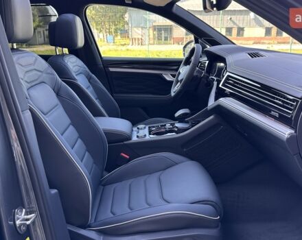 Фольксваген Туарег, объемом двигателя 2.97 л и пробегом 0 тыс. км за 85500 $, фото 32 на Automoto.ua