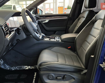 купити нове авто Фольксваген Туарег 2025 року від офіційного дилера Автодім Атлант на Вацлава Гавела Фольксваген фото