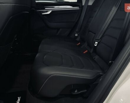 купити нове авто Фольксваген Туарег 2025 року від офіційного дилера Автодім Атлант на Вацлава Гавела Фольксваген фото