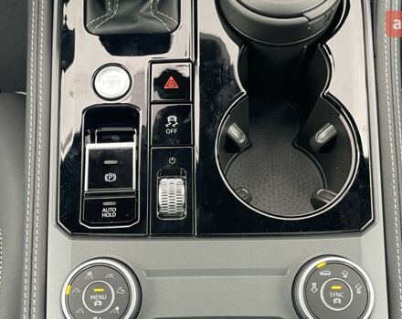 Фольксваген Туарег, объемом двигателя 2.97 л и пробегом 0 тыс. км за 86190 $, фото 12 на Automoto.ua