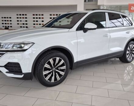 Фольксваген Туарег, объемом двигателя 2.97 л и пробегом 0 тыс. км за 70651 $, фото 1 на Automoto.ua