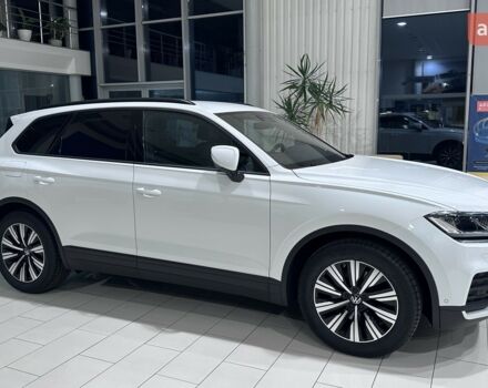 Фольксваген Туарег, объемом двигателя 2.97 л и пробегом 0 тыс. км за 70651 $, фото 2 на Automoto.ua