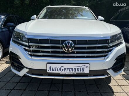 Фольксваген Туарег 2021 у Києві на Automoto.ua Фольксваген Туарег, об'ємом двигуна 3 л та пробігом 10 тис. км за 70099 $, фото 1 на Automoto.ua