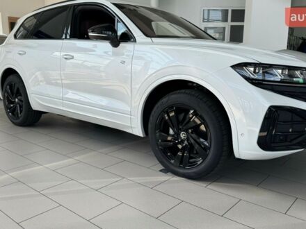Фольксваген Туарег 2025 у Полтаві на Automoto.ua Фольксваген Туарег, об'ємом двигуна 2.97 л та пробігом 0 тис. км за 88222 $, фото 1 на Automoto.ua