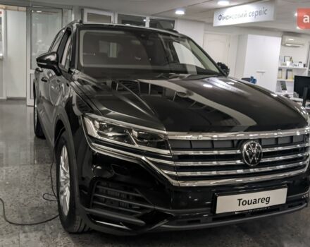 купить новое авто Фольксваген Туарег 2025 года от официального дилера Автодім Атлант на Вацлава Гавела Фольксваген фото