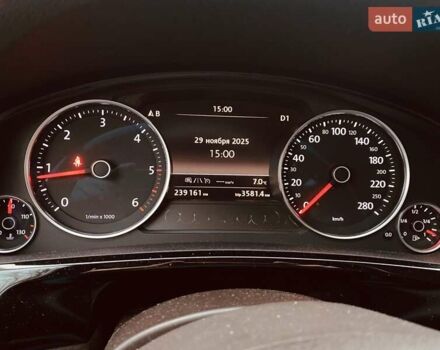 Желтый Фольксваген Туарег, объемом двигателя 3 л и пробегом 239 тыс. км за 32000 $, фото 8 на Automoto.ua