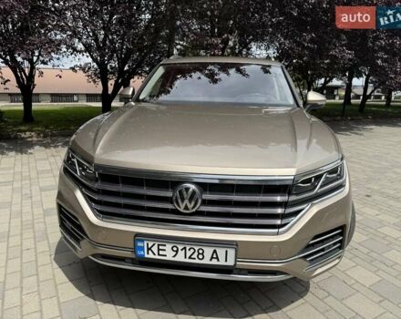 Желтый Фольксваген Туарег, объемом двигателя 2.99 л и пробегом 123 тыс. км за 43900 $, фото 2 на Automoto.ua