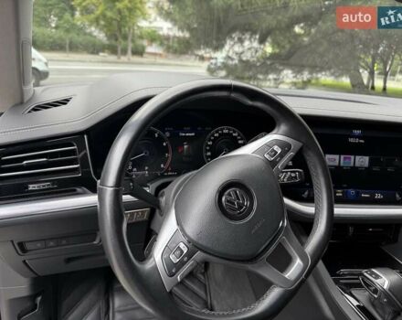 Желтый Фольксваген Туарег, объемом двигателя 2.99 л и пробегом 123 тыс. км за 43900 $, фото 16 на Automoto.ua