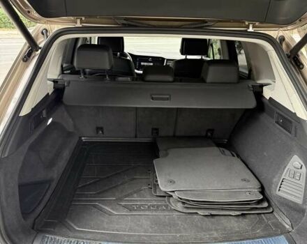 Желтый Фольксваген Туарег, объемом двигателя 2.99 л и пробегом 123 тыс. км за 43900 $, фото 20 на Automoto.ua