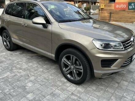 Фольксваген Туарег 2016 в Львове на Automoto.ua Желтый Фольксваген Туарег, объемом двигателя 3.6 л и пробегом 198 тыс. км за 17900 $, фото 1 на Automoto.ua