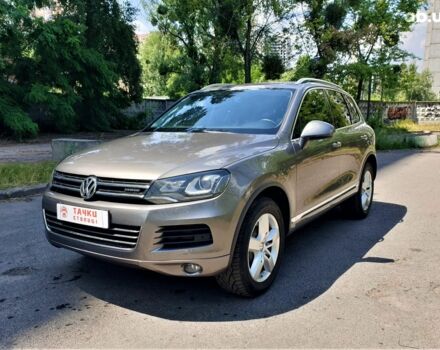 Серый Фольксваген Туарег, объемом двигателя 0 л и пробегом 149 тыс. км за 18400 $, фото 2 на Automoto.ua