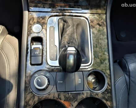 Серый Фольксваген Туарег, объемом двигателя 0 л и пробегом 149 тыс. км за 18400 $, фото 17 на Automoto.ua