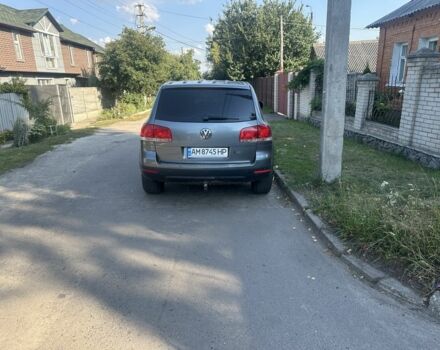 Серый Фольксваген Туарег, объемом двигателя 2.5 л и пробегом 445 тыс. км за 5100 $, фото 7 на Automoto.ua