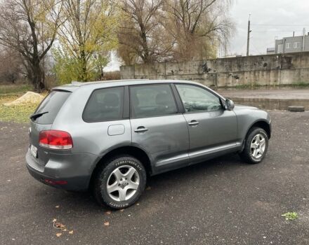 Сірий Фольксваген Туарег, об'ємом двигуна 2.5 л та пробігом 320 тис. км за 4500 $, фото 2 на Automoto.ua