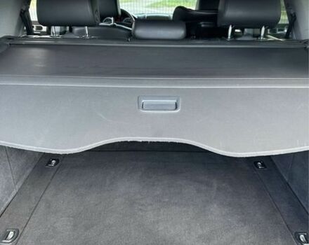 Серый Фольксваген Туарег, объемом двигателя 3 л и пробегом 230 тыс. км за 12500 $, фото 4 на Automoto.ua