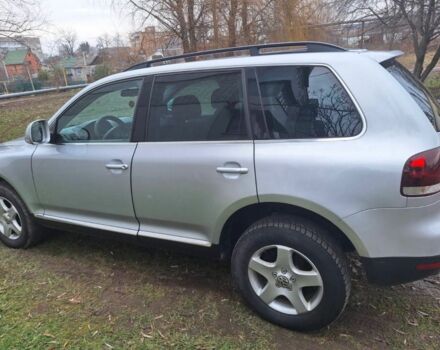 Серый Фольксваген Туарег, объемом двигателя 2.5 л и пробегом 360 тыс. км за 7200 $, фото 4 на Automoto.ua