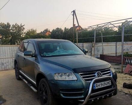 Серый Фольксваген Туарег, объемом двигателя 4.9 л и пробегом 260 тыс. км за 6000 $, фото 9 на Automoto.ua