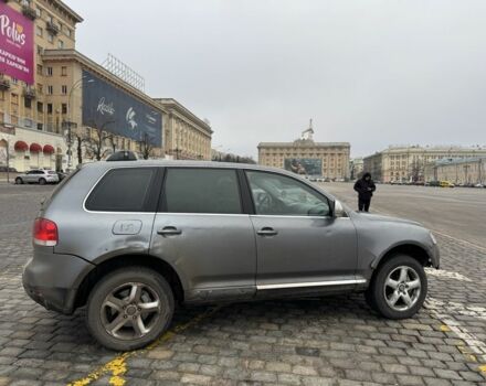 Серый Фольксваген Туарег, объемом двигателя 0 л и пробегом 320 тыс. км за 3000 $, фото 6 на Automoto.ua