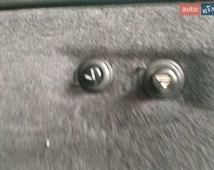 Серый Фольксваген Туарег, объемом двигателя 2.46 л и пробегом 300 тыс. км за 7499 $, фото 36 на Automoto.ua