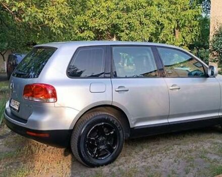 Сірий Фольксваген Туарег, об'ємом двигуна 2.5 л та пробігом 260 тис. км за 7300 $, фото 5 на Automoto.ua