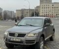 Серый Фольксваген Туарег, объемом двигателя 0 л и пробегом 320 тыс. км за 3000 $, фото 2 на Automoto.ua