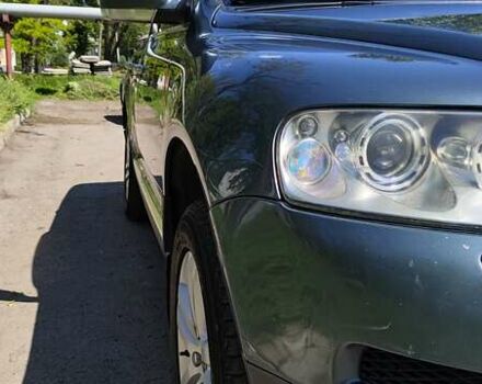 Серый Фольксваген Туарег, объемом двигателя 3.19 л и пробегом 503 тыс. км за 7700 $, фото 3 на Automoto.ua